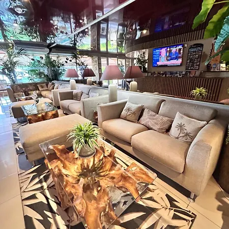 Hotel La Pinede