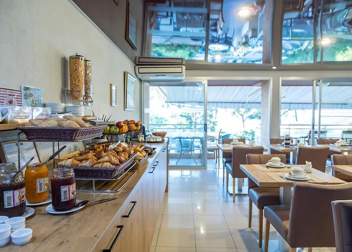 La Pinede 3* אז'אקסיו