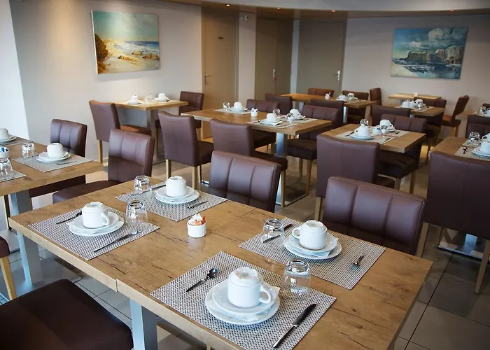 La Pinede אז'אקסיו